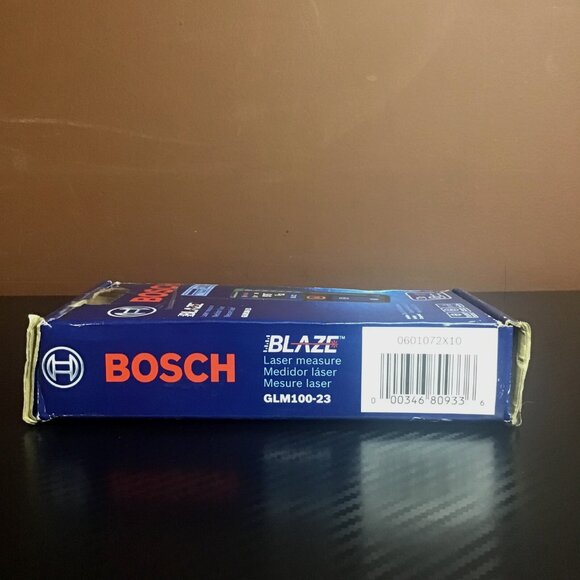 BOSCH GLM100-23 Blaze 100ft Laser Measure with Backlit Display 100' RANGE - Picture 3 of 9